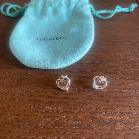 Elsa Peretti Open Heart Earring Studs - Picture 2 of 2